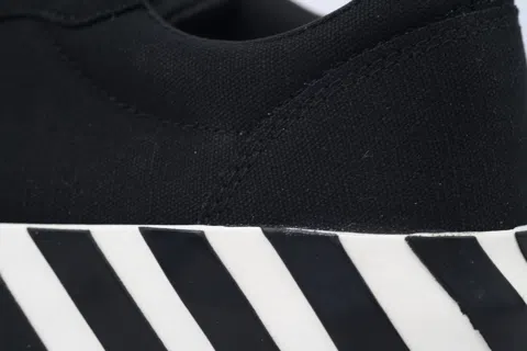 Off-White Low Vulcanized Black Violet – photo 5