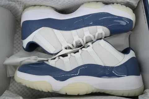 Air Jordan 11 Low Midnight Navy – photo 8