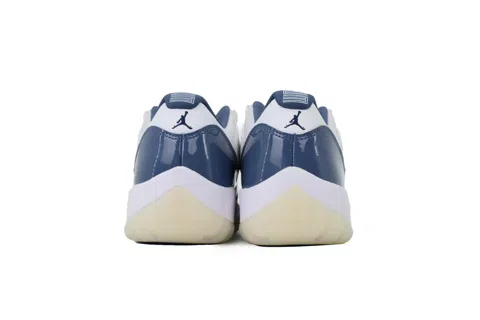 Air Jordan 11 Low Midnight Navy – photo 3