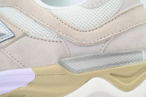 New Balance 9060 Sea Salt Moonbeam – photo 5