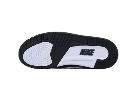 Fragment Design x Air Jordan 3 Black/White – photo 4