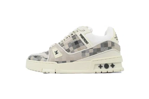 Louis Vuitton Trainer Grey/White Check
