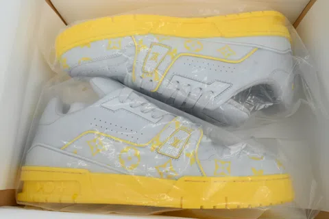 Louis Vuitton Trainer Grey Print – photo 8