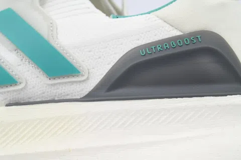 adidas Ultraboost 5 White/Light Green – photo 5