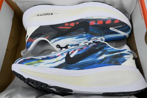 Nike Vomero 18 Light Trails Pack – photo 8