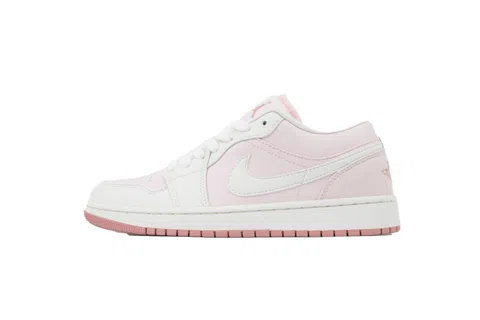 Travis Scott x Air Jordan 1 Low Pink