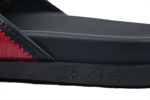 Louis Vuitton Slides Black/Red – photo 5