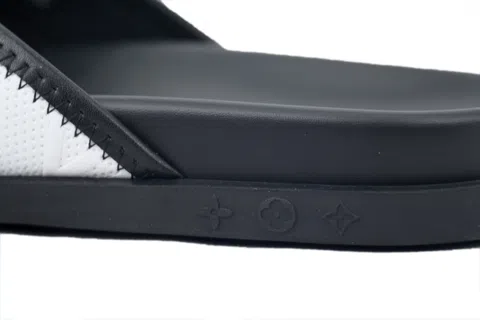 Louis Vuitton Slides Black/White – photo 5