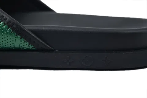 Louis Vuitton Slides Black/Green – photo 5