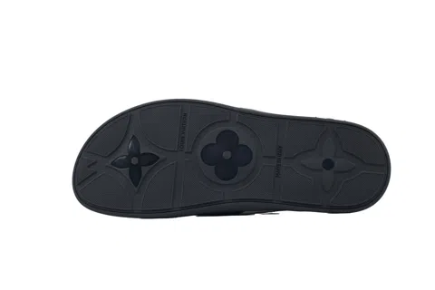 Louis Vuitton Slides Beige/Black – photo 4