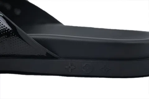 Louis Vuitton Slides Black – photo 5