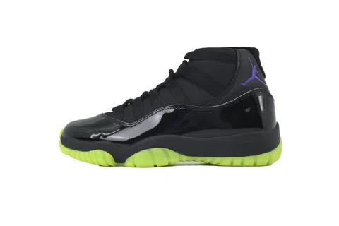 Air Jordan 11 Clown