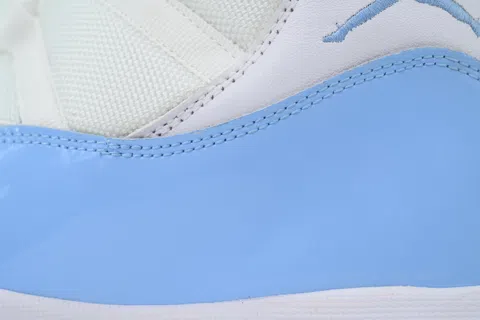 Air Jordan 11 Sky Blue – photo 5