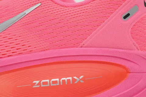Nike Vomero 18 Digital Pink – photo 5