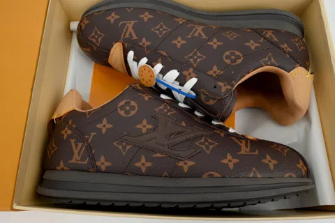 Louis Vuitton Buttersoft Coffee Monogram – photo 8