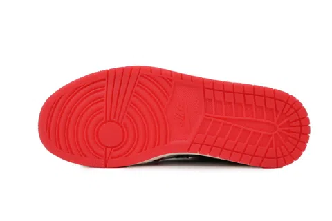Air Jordan 1 High Next Chapter – photo 4