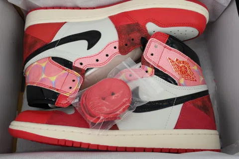 Air Jordan 1 High Next Chapter – photo 8