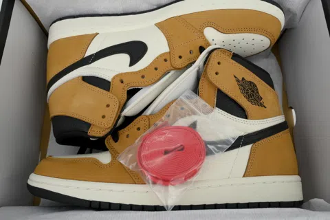Air Jordan 1 High Rookie of the Year – photo 8