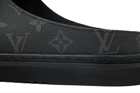 Louis Vuitton Slides Black – photo 6