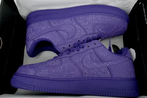 Kobe Bryant x Nike Air Force 1 Low Court Purple – photo 3