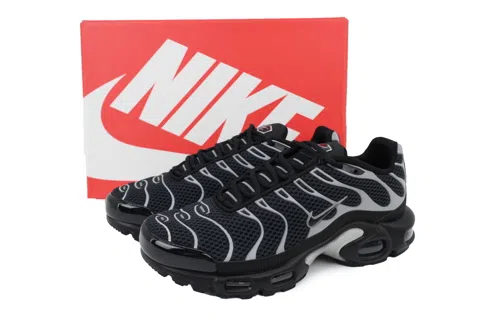 Nike Air Max Plus Black Metallic Silver – photo 6