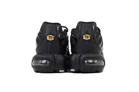 Nike Air Max Plus Multi Swoosh - Black Bright Crimson – photo 3