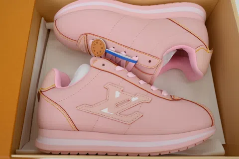 Louis Vuitton Buttersoft Pink Leather – photo 8