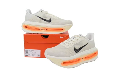 Nike Vomero 19 White/Orange – photo 7