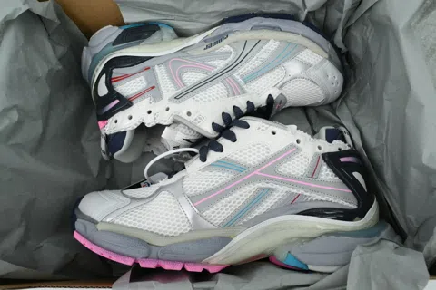 Balenciaga Runner Light Grey/Navy – photo 8