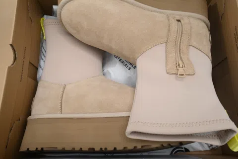 UGG Boots Sand – photo 8