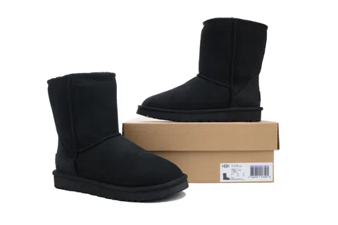 UGG Classic Short Black – photo 7