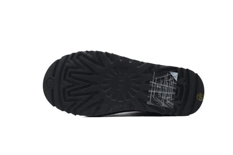UGG Classic Short Black – photo 4