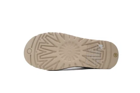 UGG Classic Short Sand – photo 4