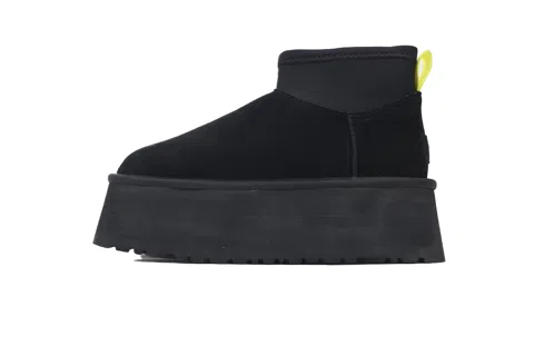 UGG Boots Black
