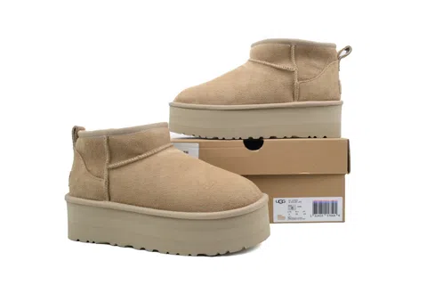 UGG Boots Sand – photo 7