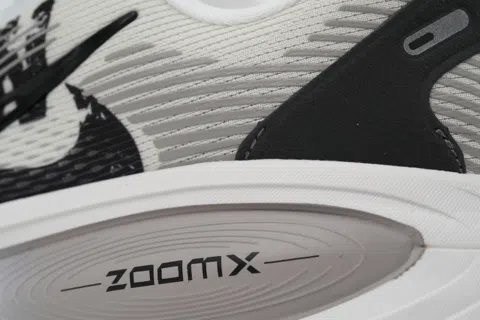 Nike Vomero 18 Run Pack – photo 5