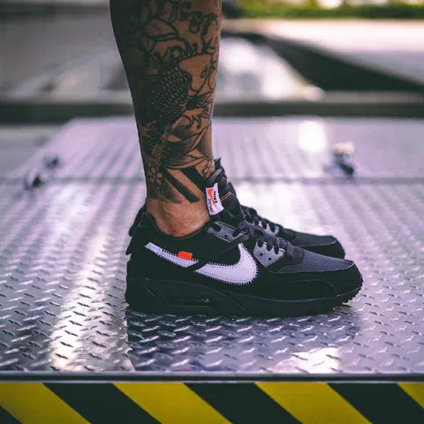 Off-White x Nike Air Max 90 All Black – photo 5