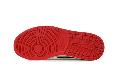 Travis Scott x Air Jordan 1 Low Black/White/Red – photo 4
