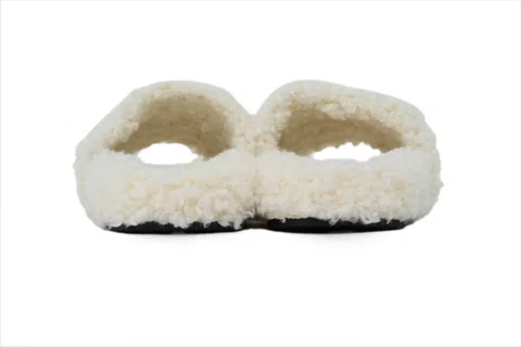 Balenciaga Furry Slide White – photo 3