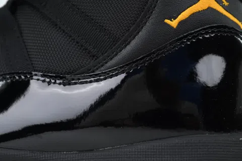 Air Jordan 11 Tropical – photo 5