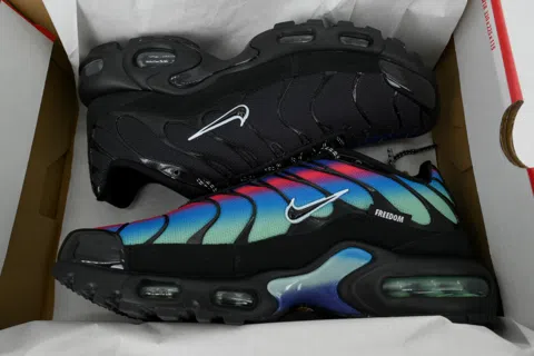 Nike Air Max Plus Unity – photo 8