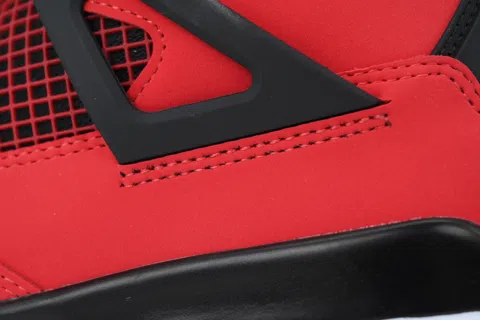Air Jordan 4 Toro Bravo – photo 5
