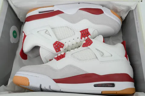 Nike SB x Air Jordan 4 Varsity Red – photo 8