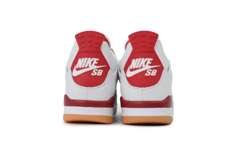 Nike SB x Air Jordan 4 Varsity Red – photo 3