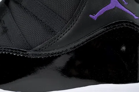 Air Jordan 11 Black/Purple – photo 5