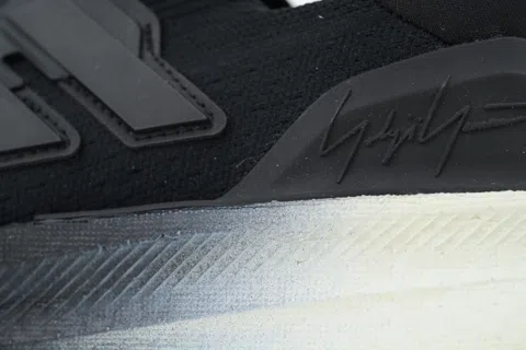 adidas Ultraboost 5 Black – photo 5