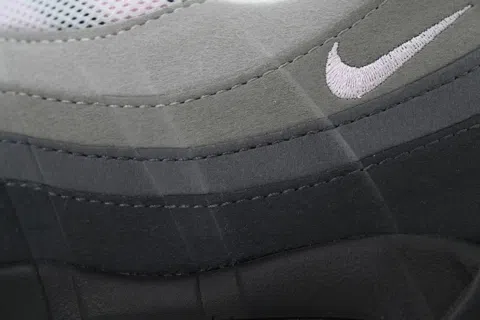Nike Air Max 95 Pink Foam – photo 5