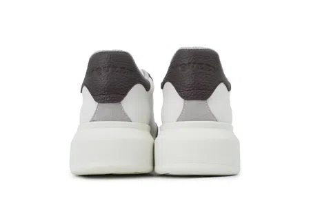 Alexander McQueen Sneakers Coffee – photo 3