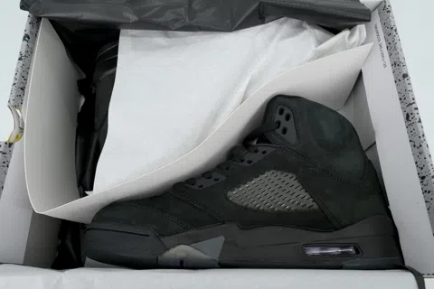 Air Jordan 5 Black Cat – photo 8