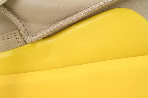 UGG Boots Yellow – photo 5